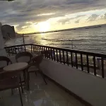 شقةعلى البحرمباشرةسيدي بشرالمربع الذهبي